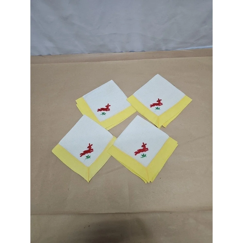 Vintage Lot of‎ 4 Yellow Linen Napkins – Hand Embroidered Beige Rabbit Design